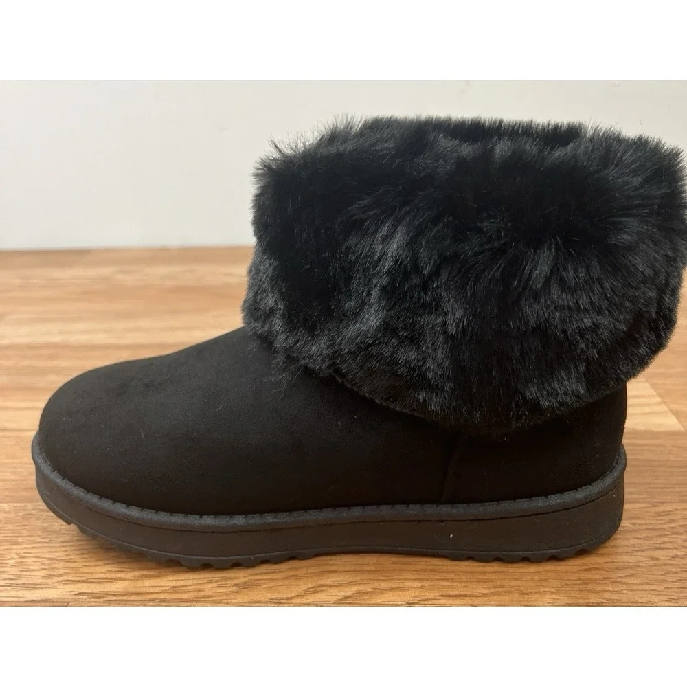 SO Coatimundi Faux Fur Women's Boots in Black Size 6 NEW